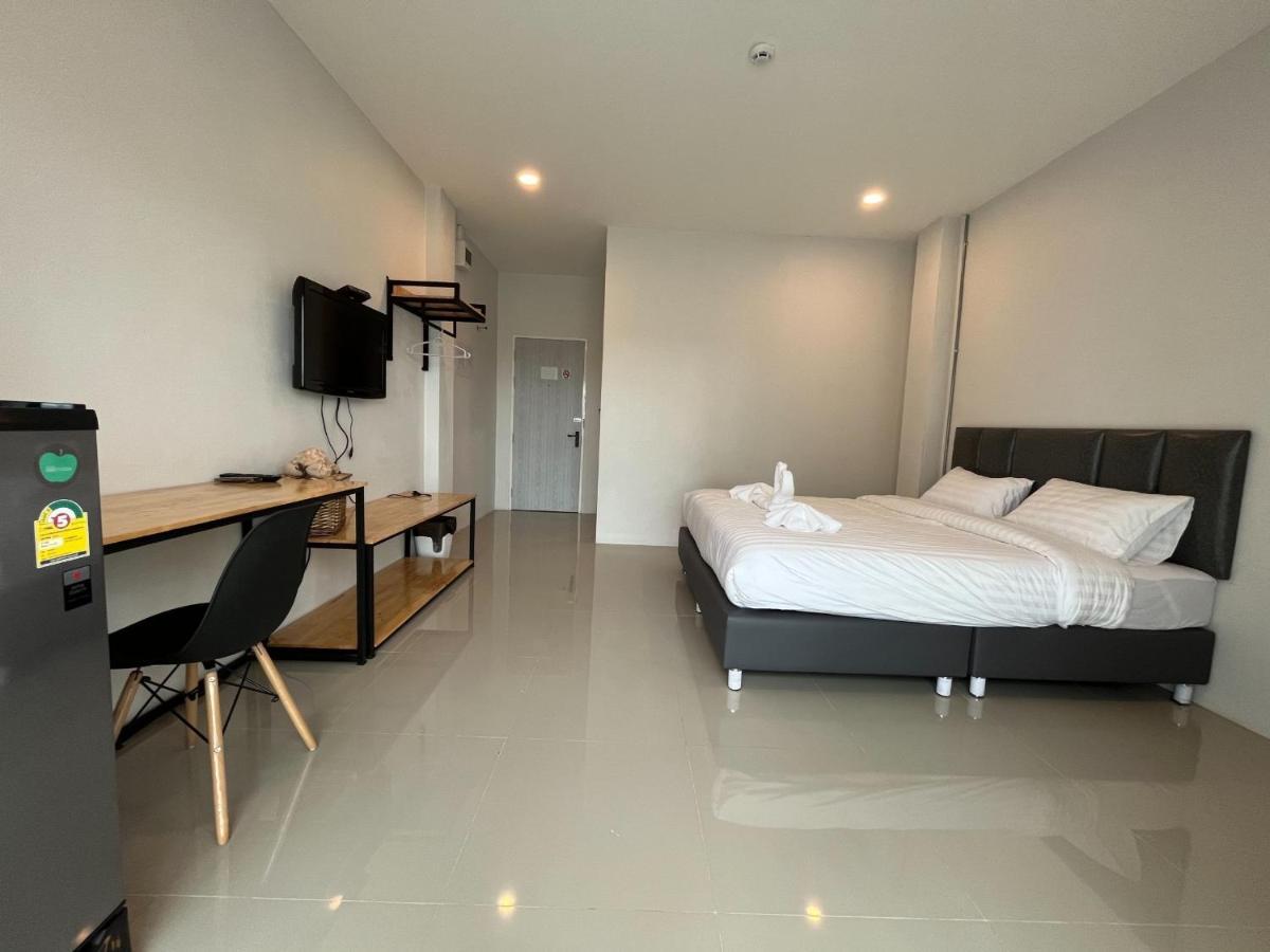 Life Hotel Rong Khun Ban Mai  Екстериор снимка