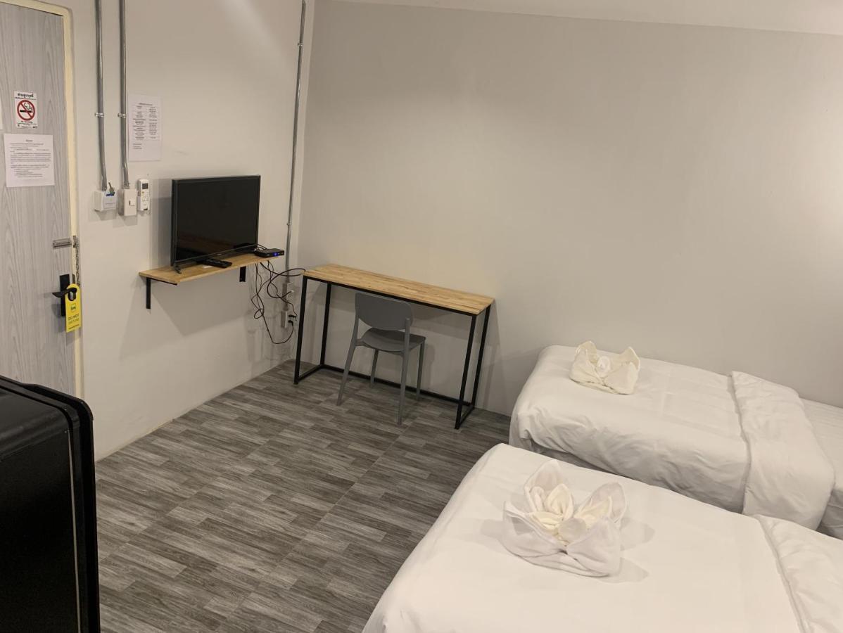 Life Hotel Rong Khun Ban Mai  Екстериор снимка