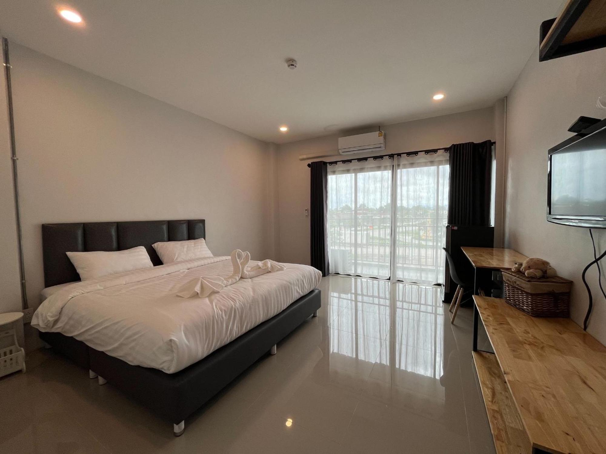 Life Hotel Rong Khun Ban Mai  Екстериор снимка